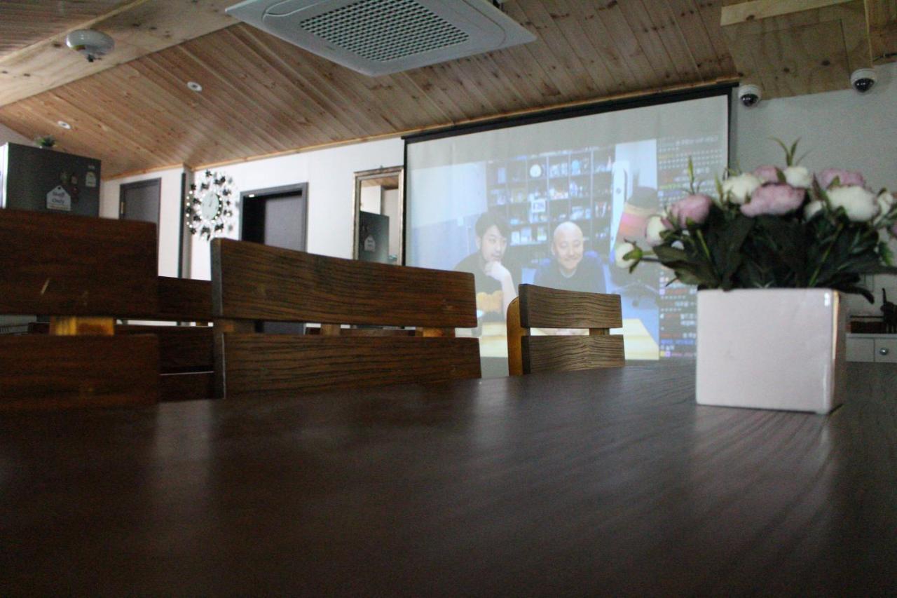 The Road Guest house 2*